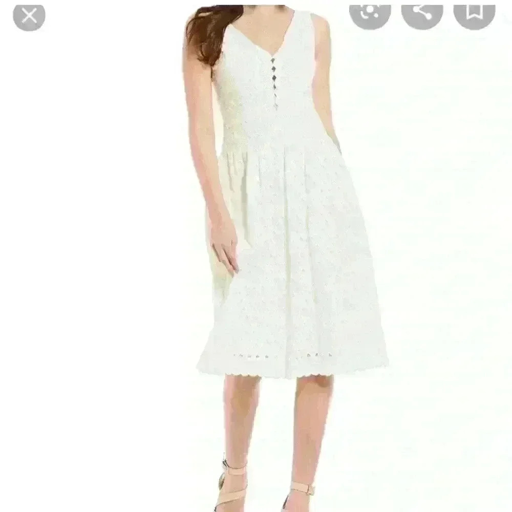 NWT Gianni Bini white eyelet mini dress, Size 4